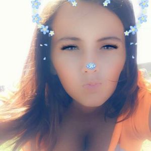 Meet your Posher, Courtney